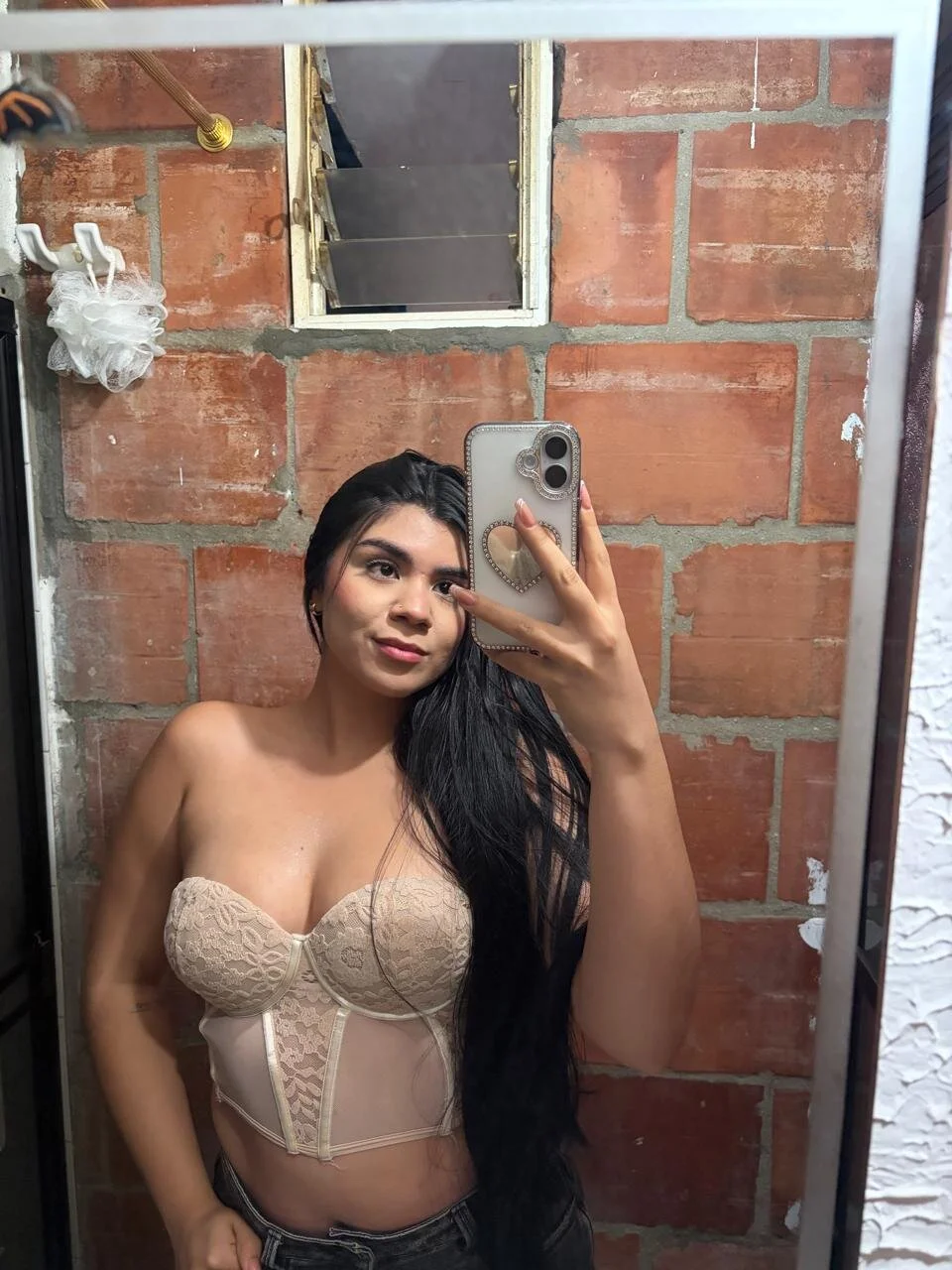 XXX Porn Photo of Nude Roxyy_69 3