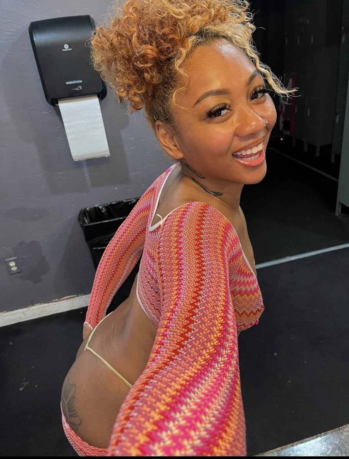 XXX Porn Photo of Nude youwantblasian 2