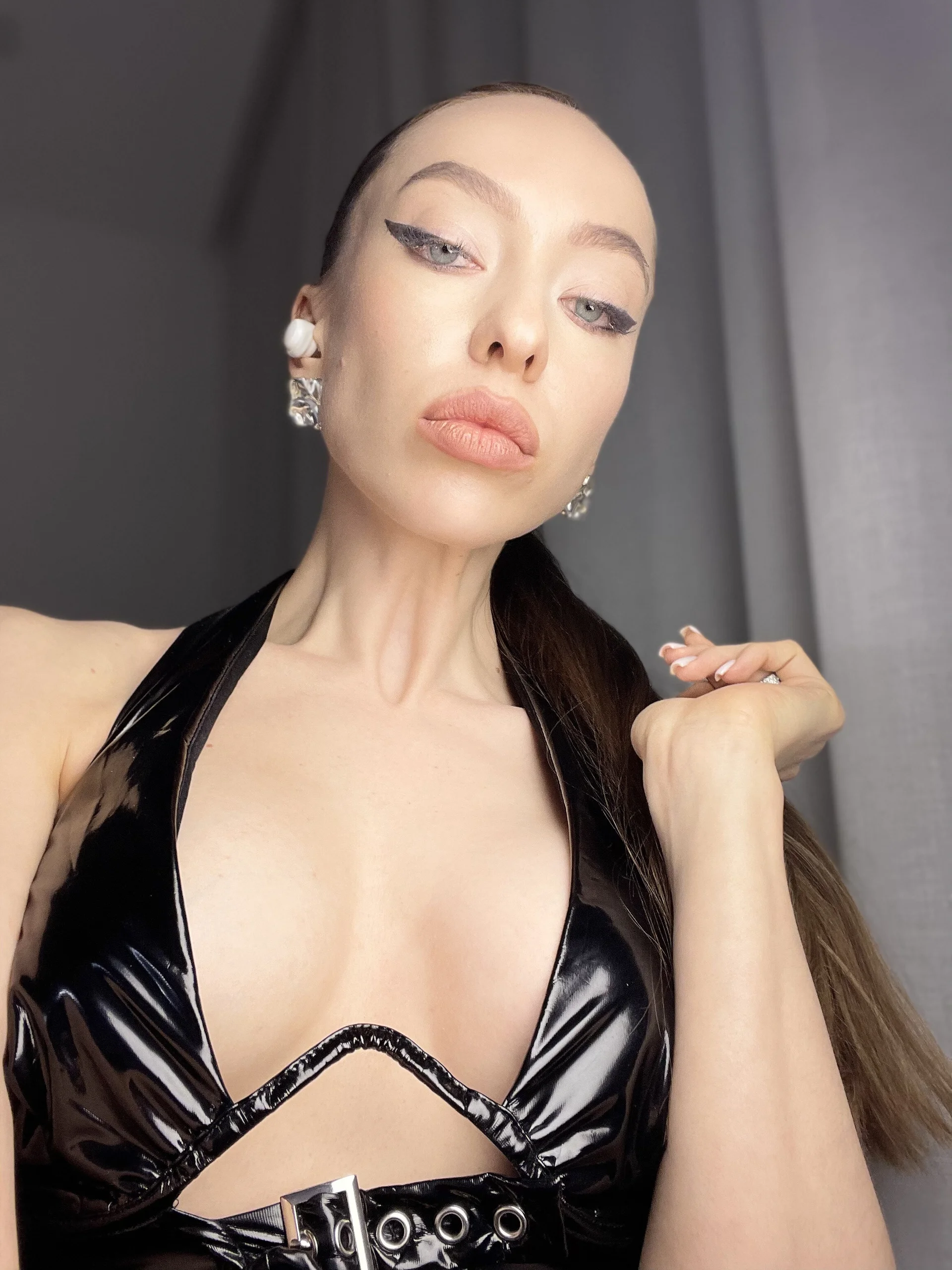 XXX Porn Photo of Nude supreme_dominatrix 9