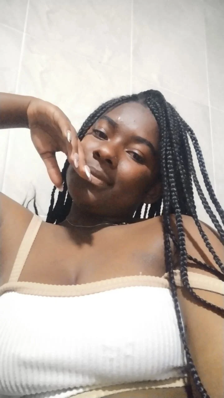 XXX Porn Photo of Nude KarinaFlowers_ 2