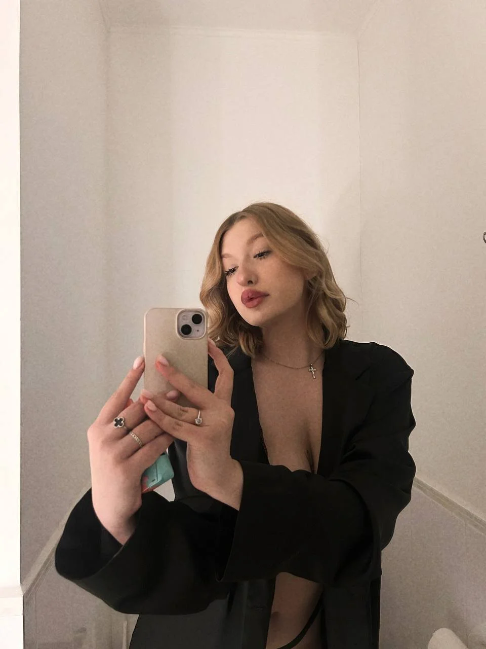 XXX Porn Photo of Nude Emma__Leee 13