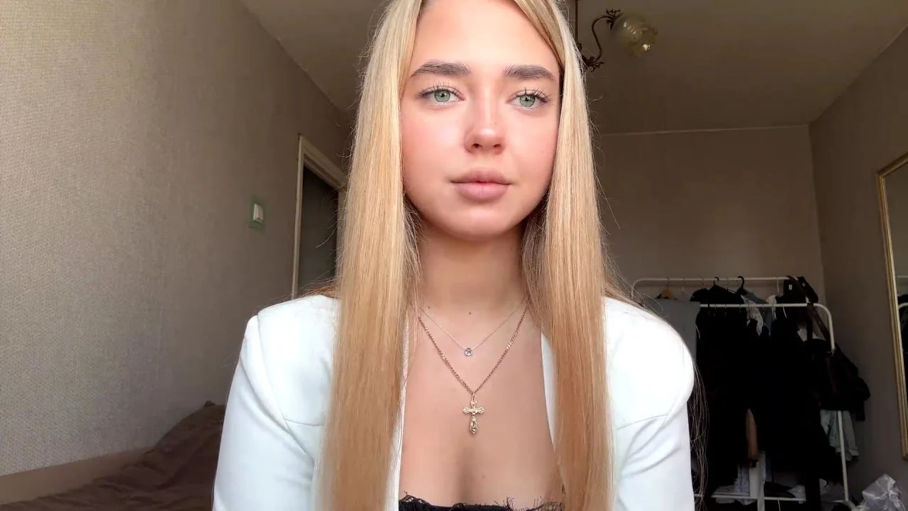 XXX Porn Photo of Nude KamLobach 15