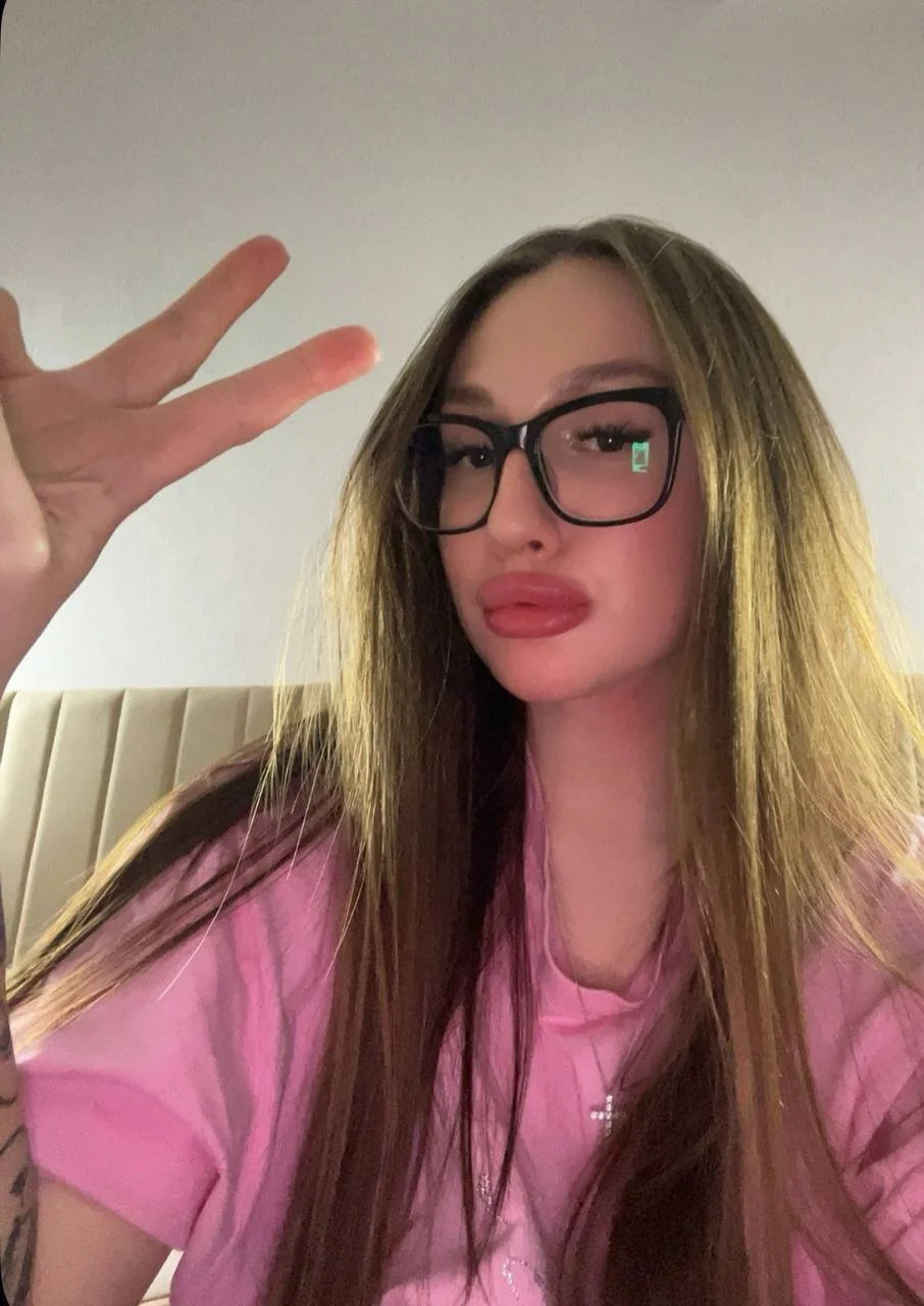 XXX Porn Photo of Nude MileyBliss 16