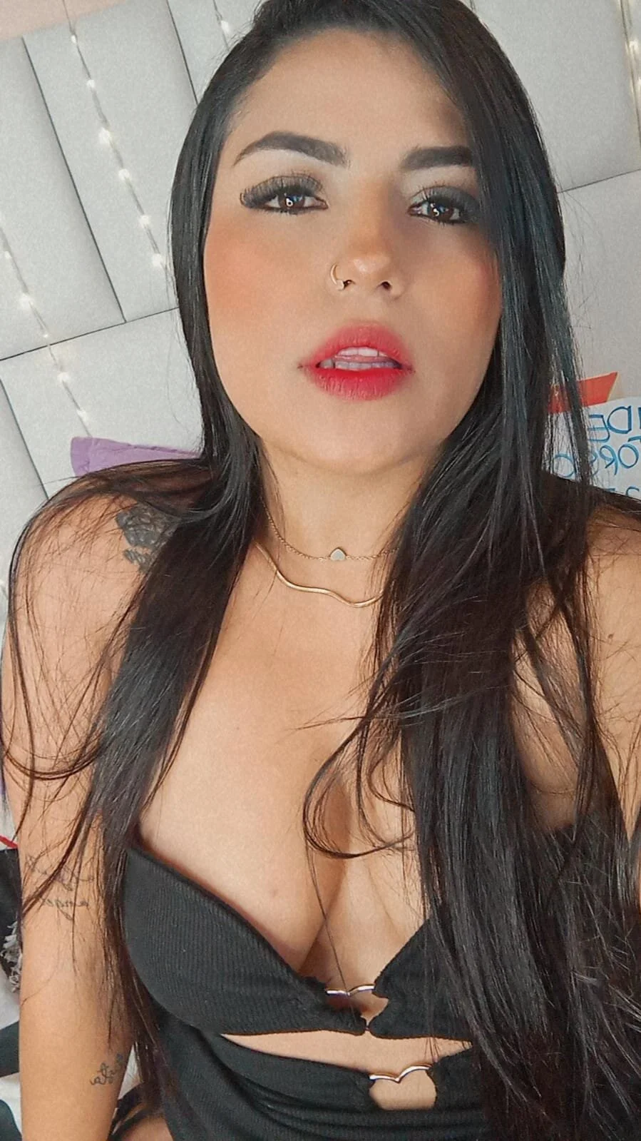 XXX Porn Photo of Nude kiana_cream 134