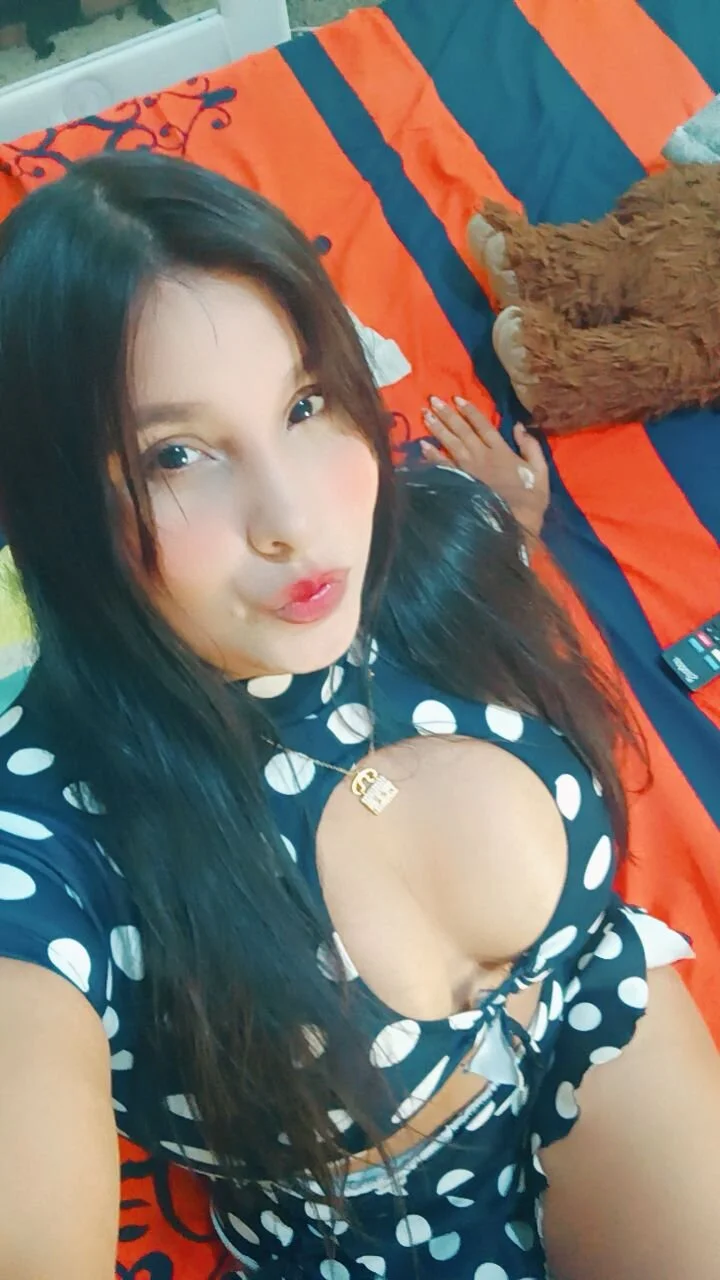 XXX Porn Photo of Nude bella-1992 1