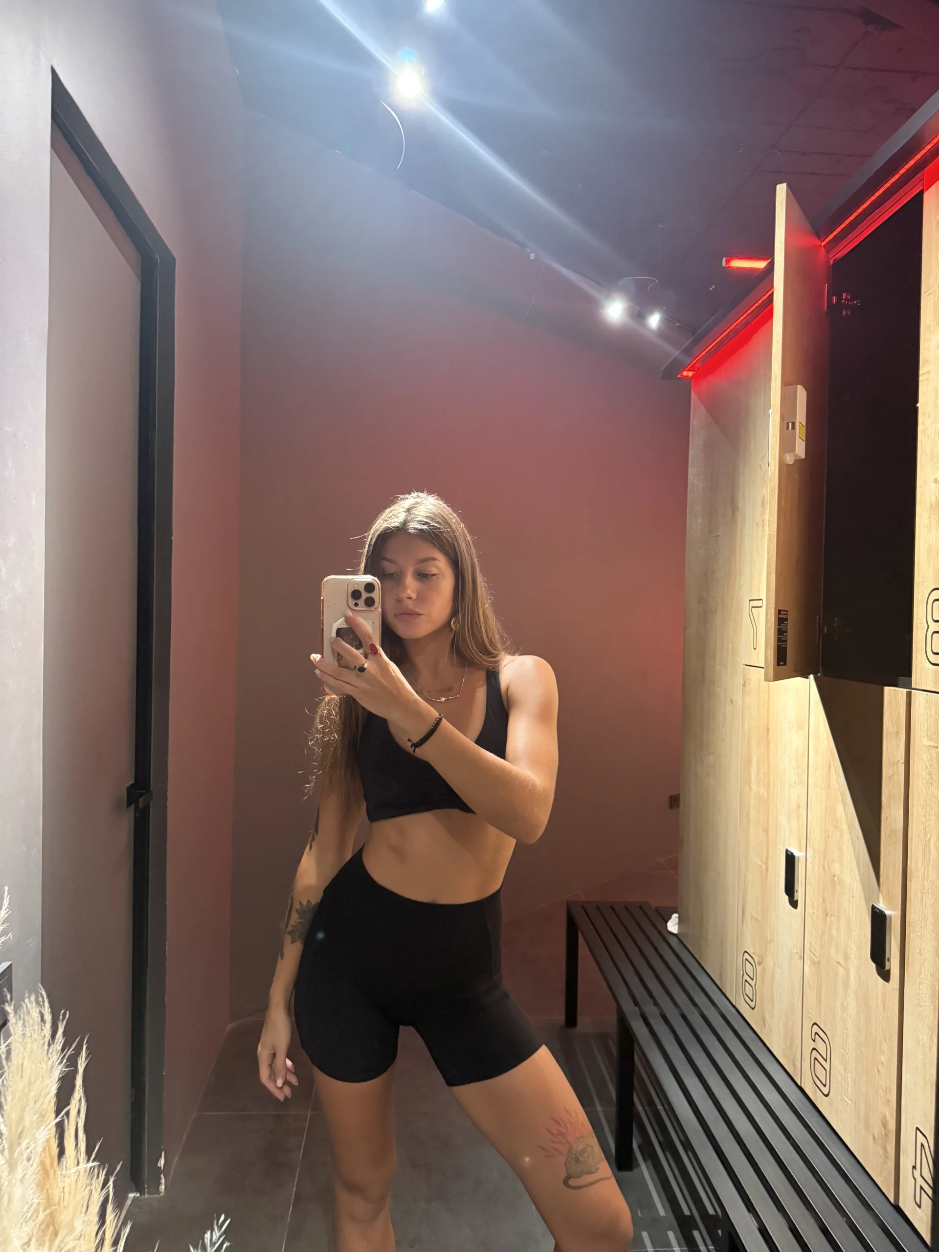 XXX Porn Photo of Nude Milly_Meyson 9