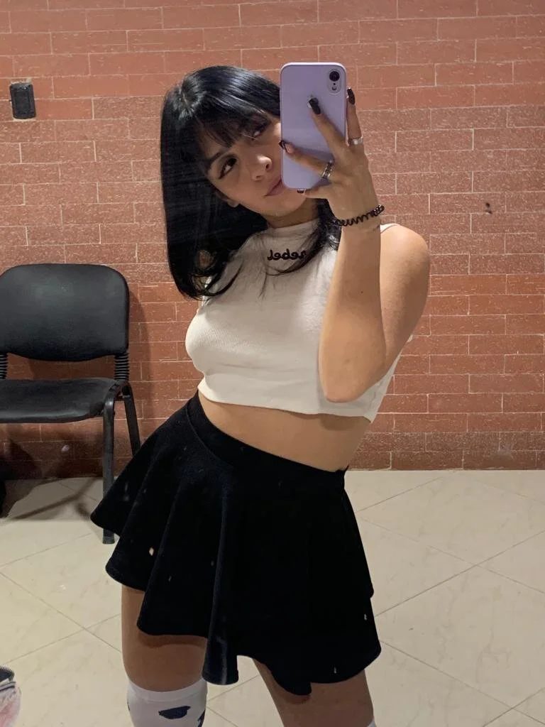 XXX Porn Photo of Nude lolaaa_bunny1 4