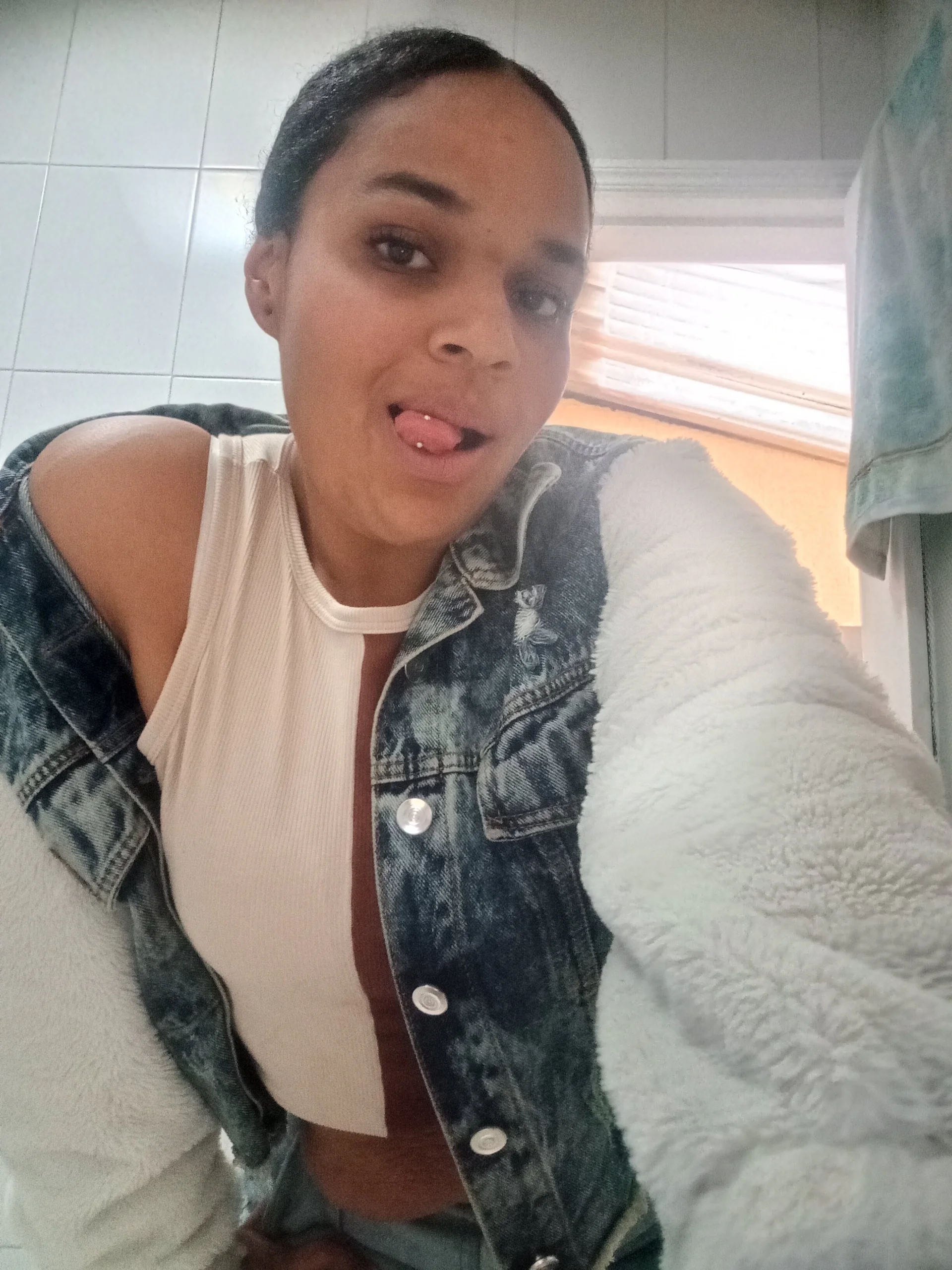sexybronwgirl01
