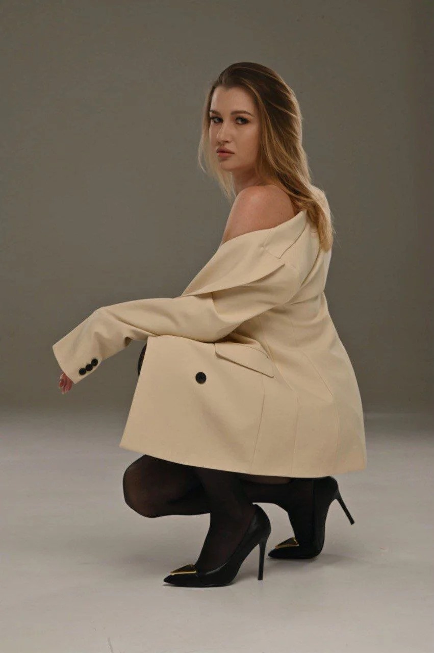XXX Porn Photo of Nude EllenLamb 2