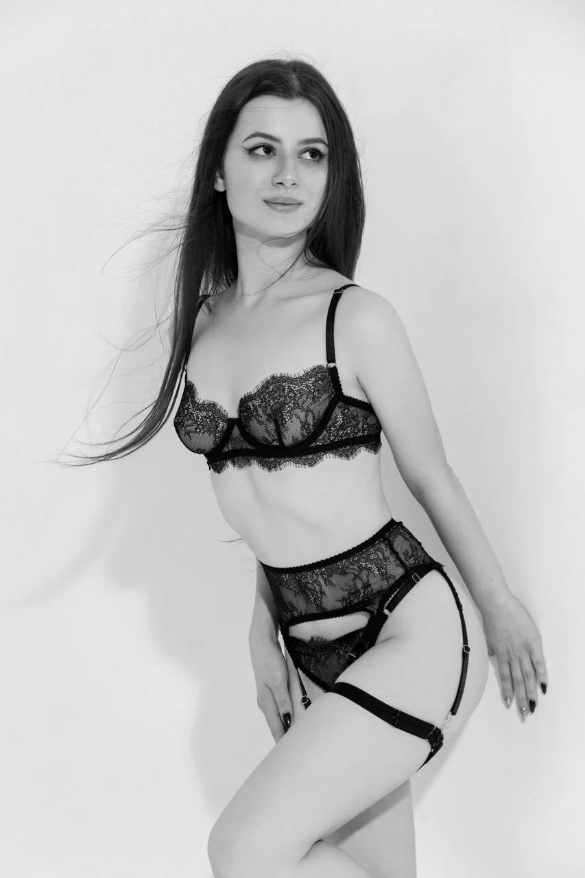 XXX Porn Photo of Nude Hot_Molly5 5