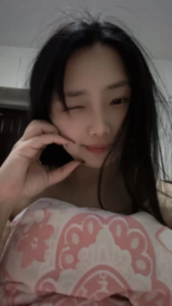 XXX Porn Photo of Nude tunestar 3