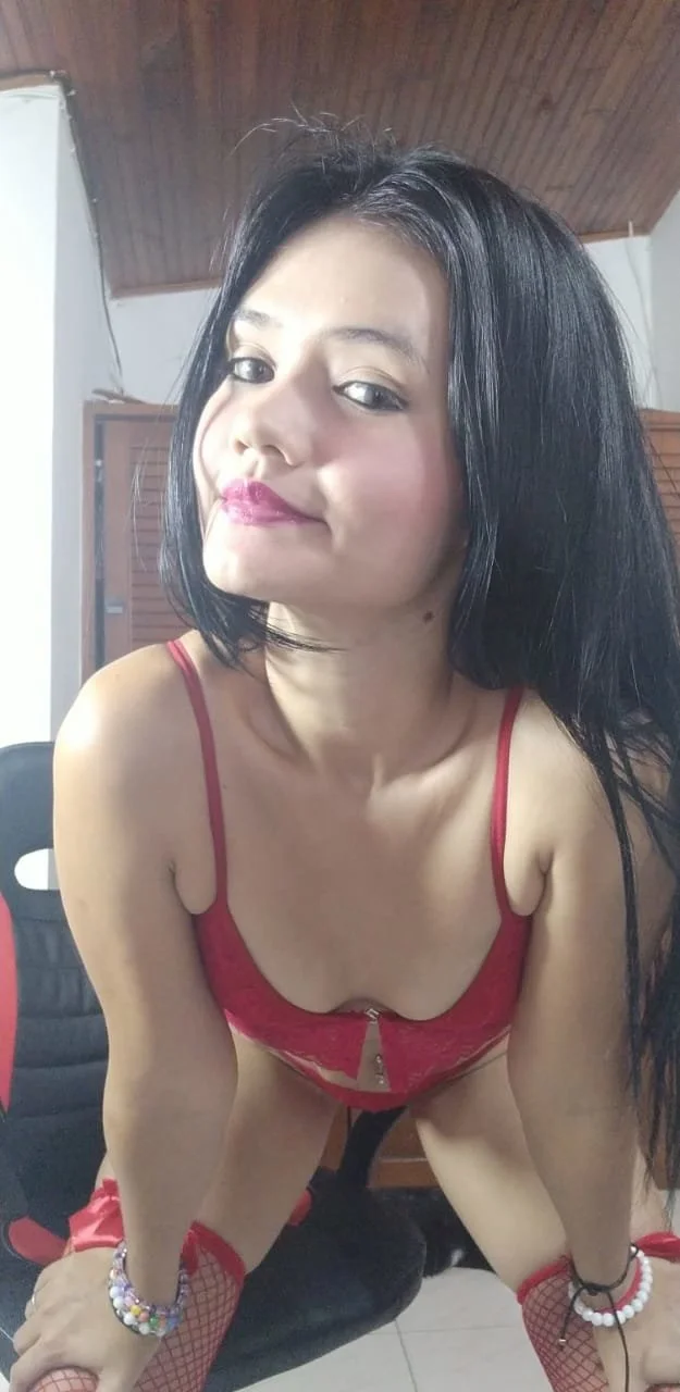XXX Porn Photo of Nude miss_tinnymafe 9