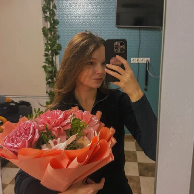 XXX Porn Photo of Nude ElizaPizza 1