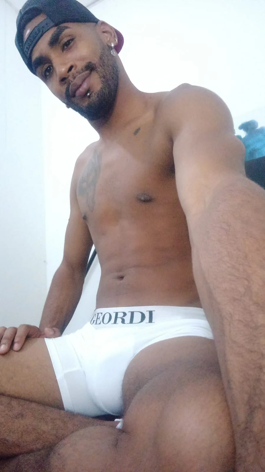 XXX Porn Photo of Nude ferb_blacwood 5