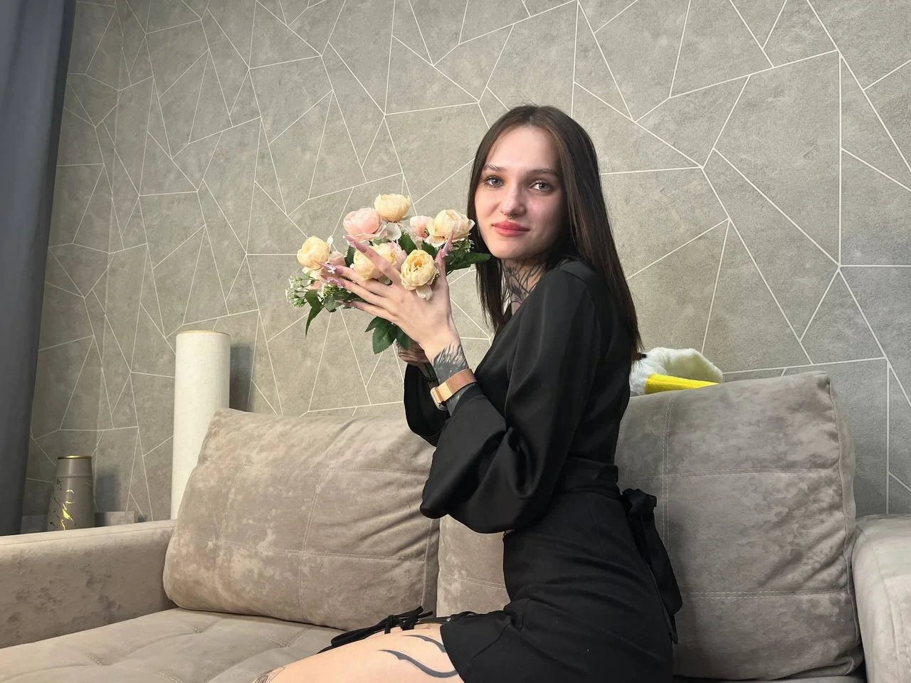 XXX Porn Photo of Nude Selena_Sharp 18