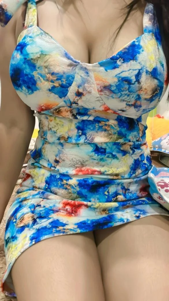 XXX Porn Photo of Nude Queen_trisha 1