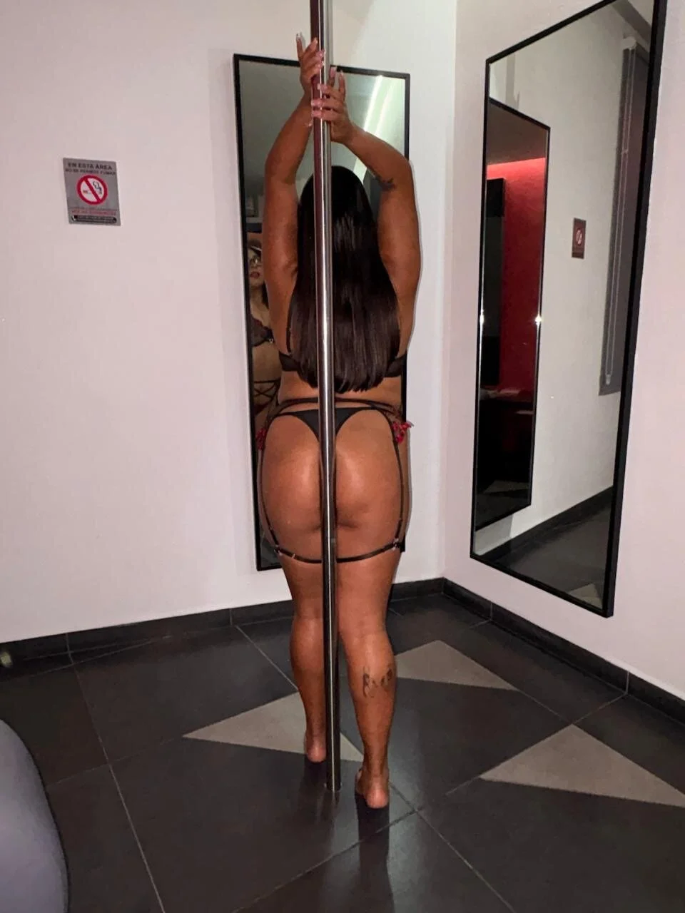 XXX Porn Photo of Nude morenitachiquiya 10