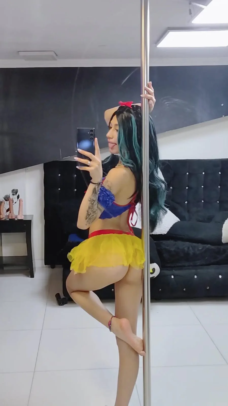 XXX Porn Photo of Nude Mily_u 3