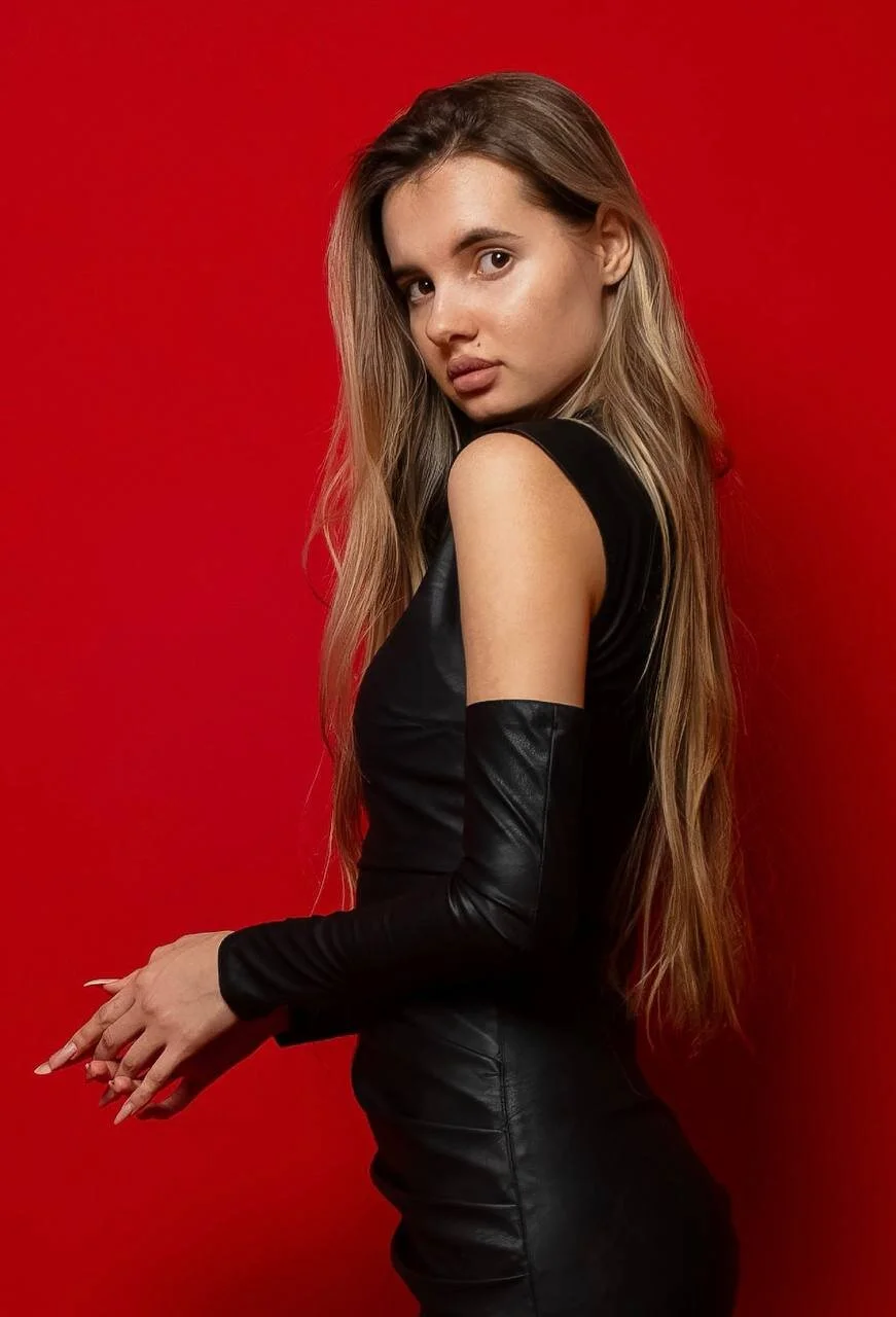 XXX Porn Photo of Nude Erika_Carpenter 4