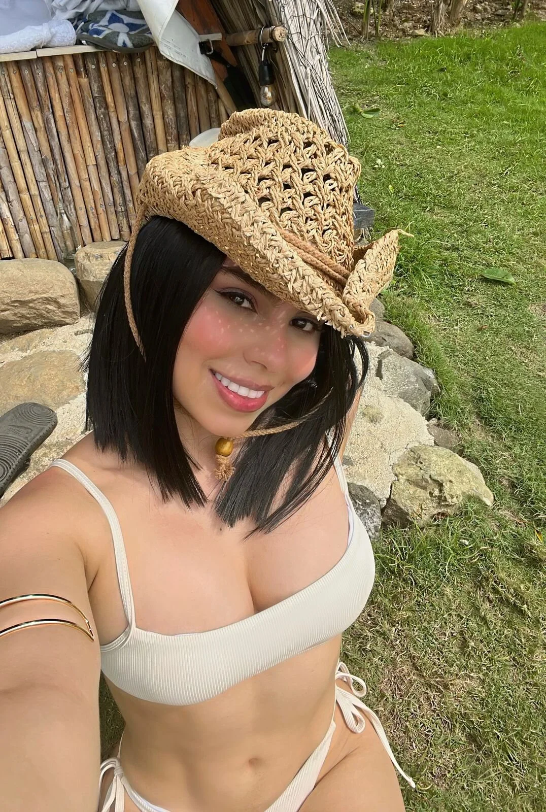XXX Porn Photo of Nude crisbell_lopez 45