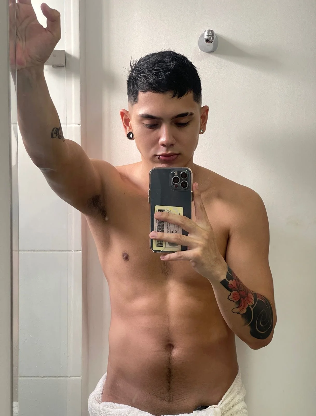 XXX Porn Photo of Nude Stevenn_77 3