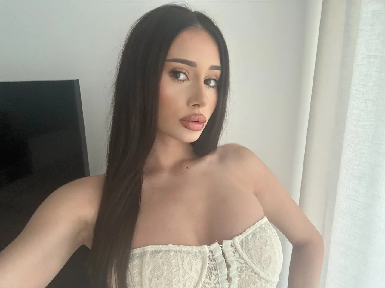 XXX Porn Photo of Nude AlishaSkye 2