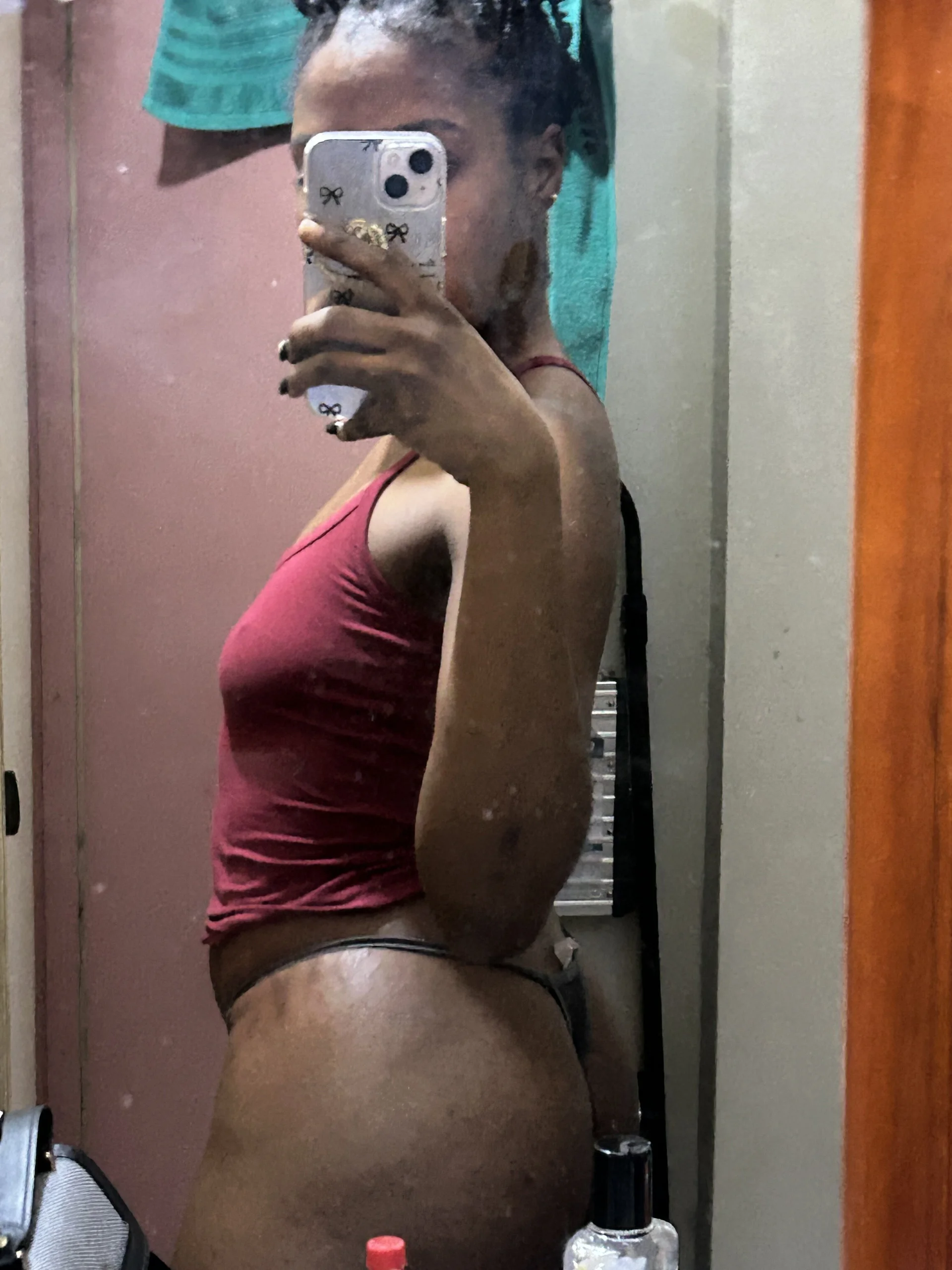 XXX Porn Photo of Nude NillaMontana 5