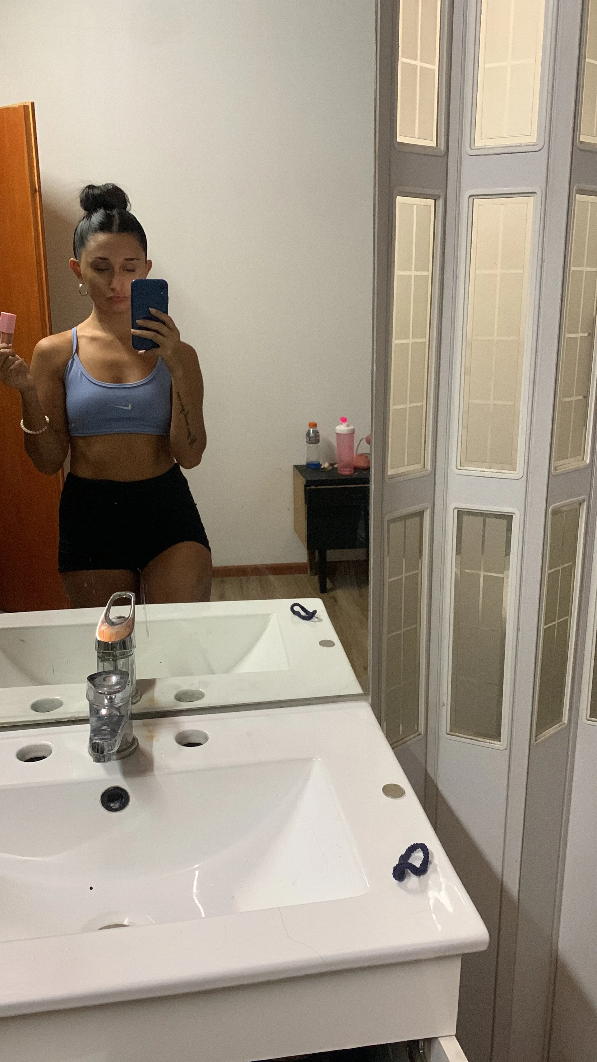 XXX Porn Photo of Nude luci_brecman 1