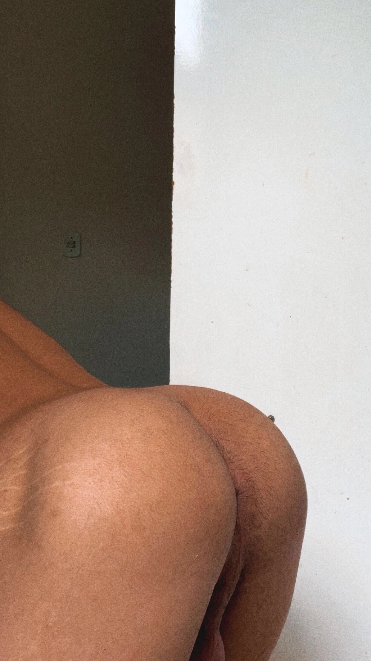XXX Porn Photo of Nude brenocastrorj 3