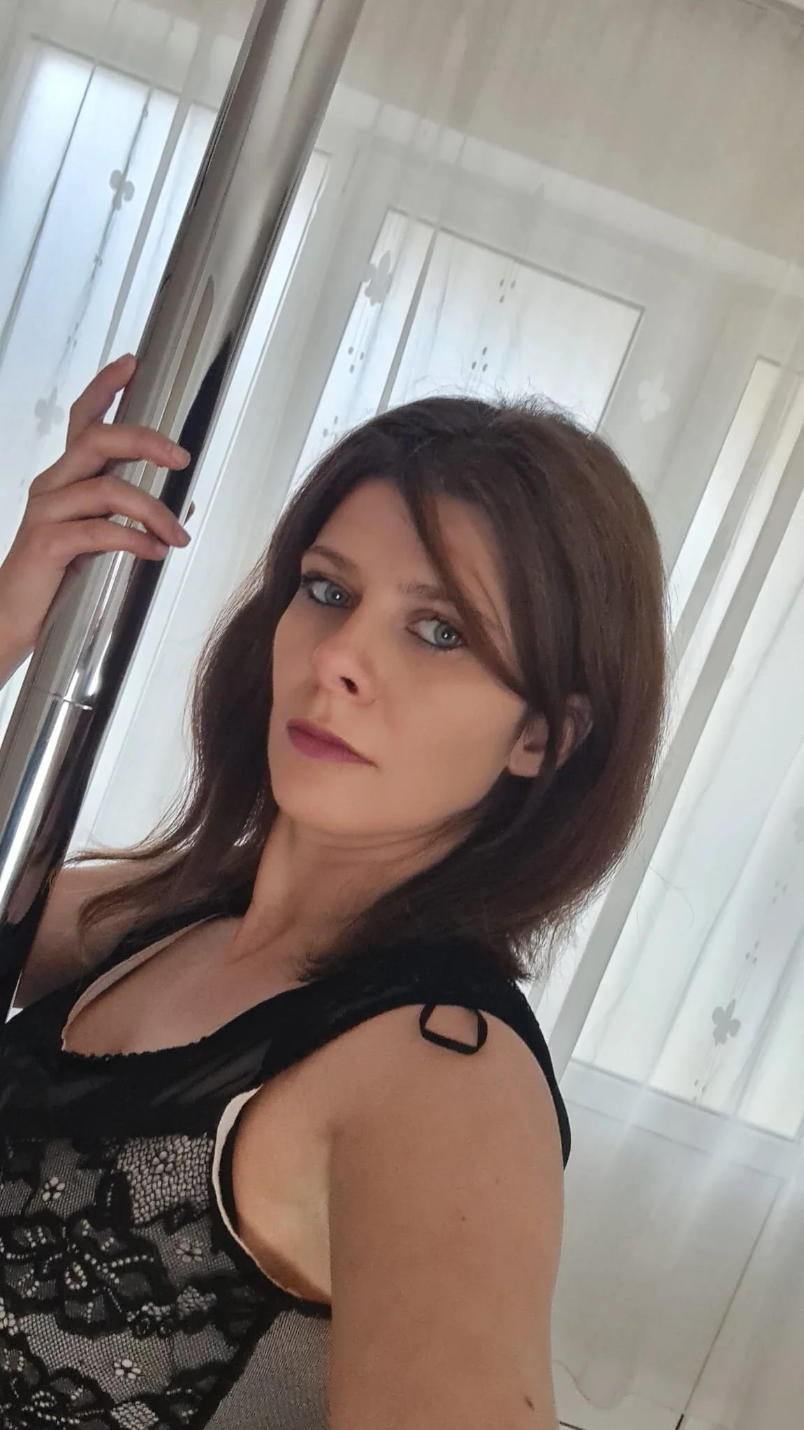 XXX Porn Photo of Nude Anne_Blueeyes 3