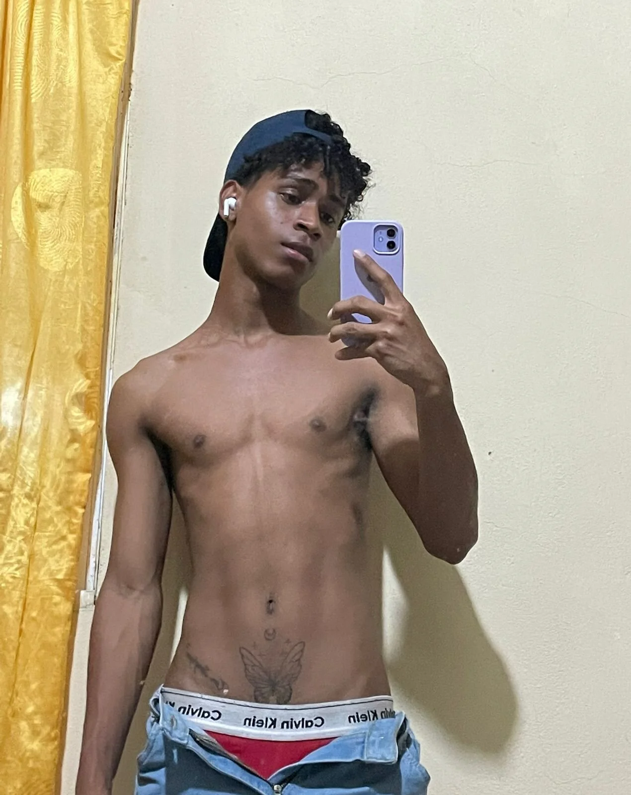 XXX Porn Photo of Nude Santy_bigcock_01 7