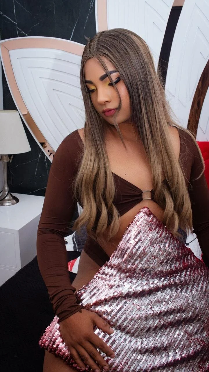 XXX Porn Photo of Nude ziba_hadid 5