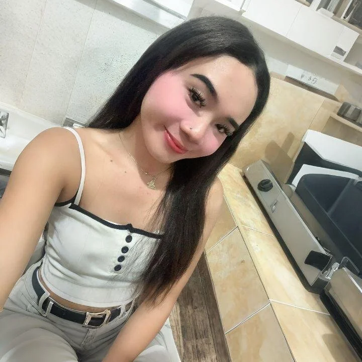 XXX Porn Photo of Nude Kulot_andrea69 6