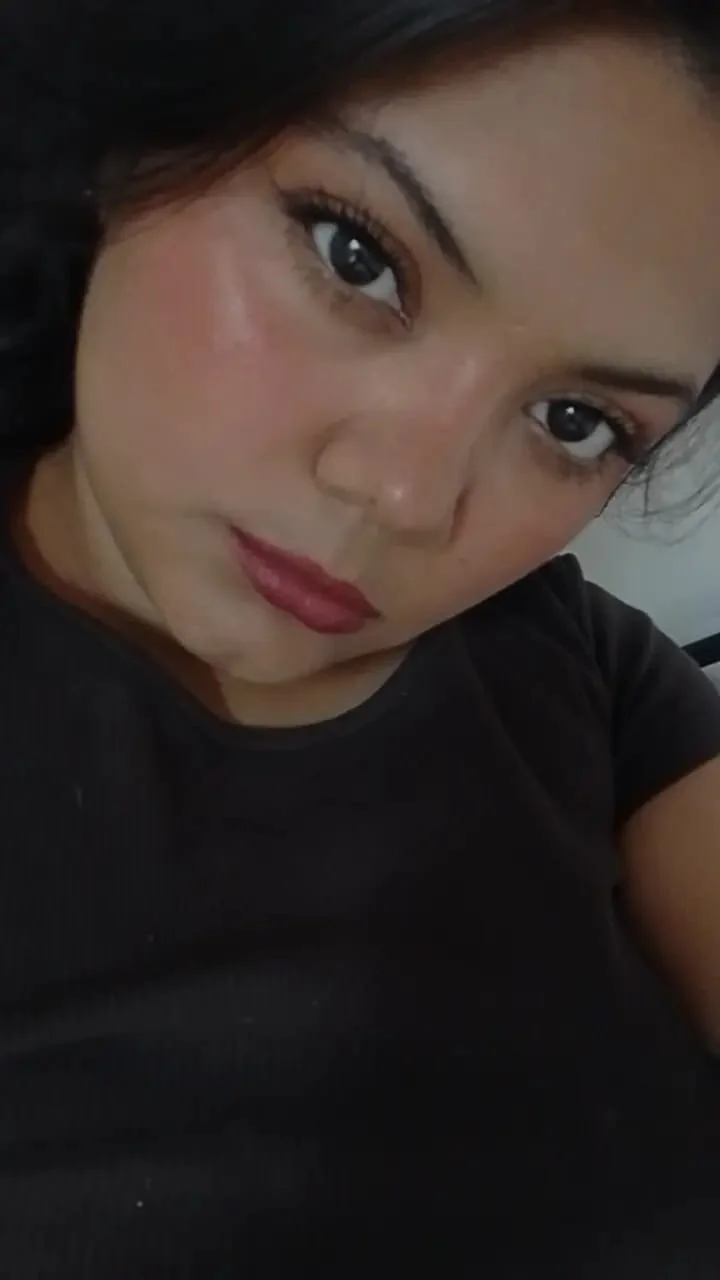 XXX Porn Photo of Nude Azurablaze 1