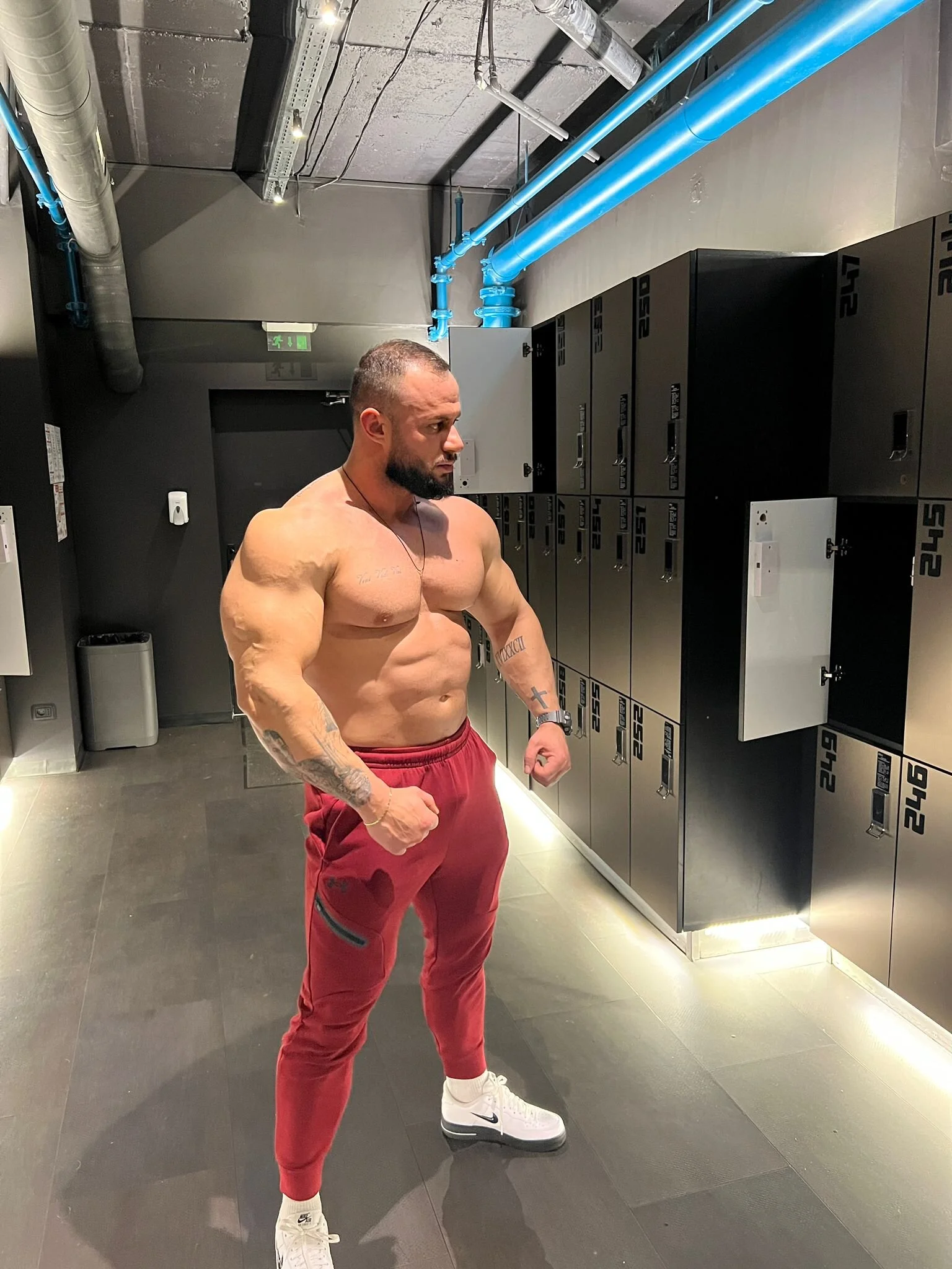 XXX Porn Photo of Nude RickyMiami1 9
