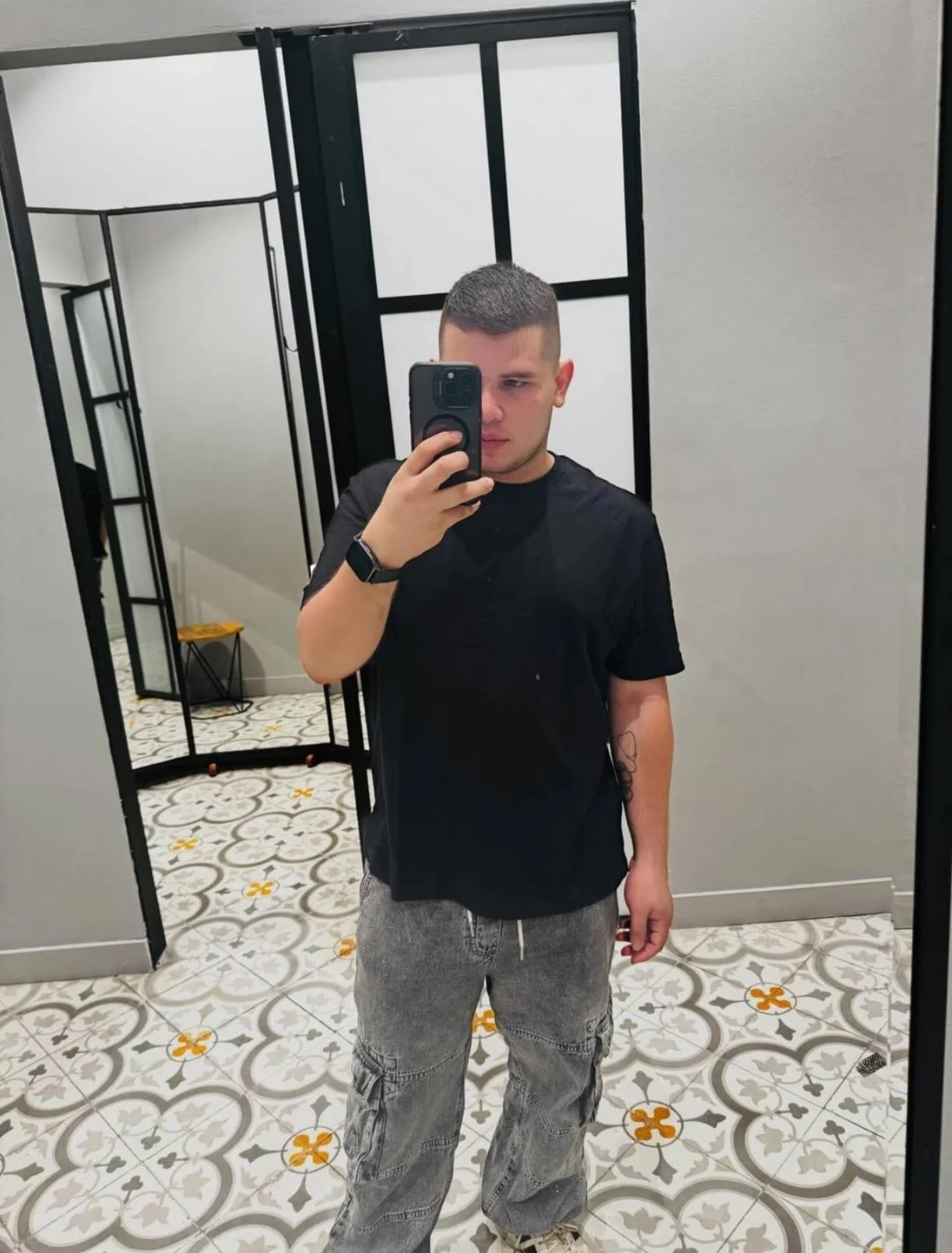 XXX Porn Photo of Nude ian_smiithx 4