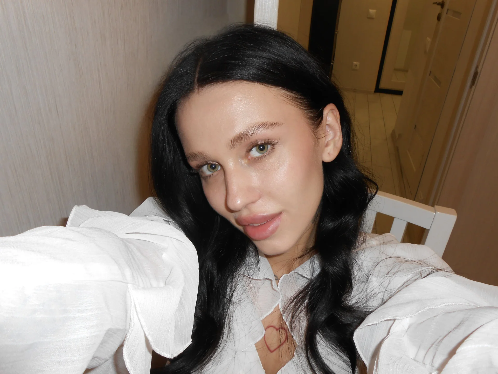 XXX Porn Photo of Nude KaceyLogoleo 1