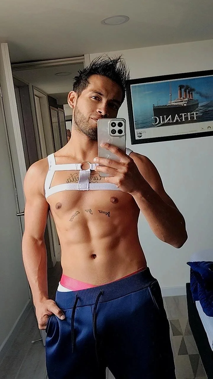 XXX Porn Photo of Nude Max_Conor1 20