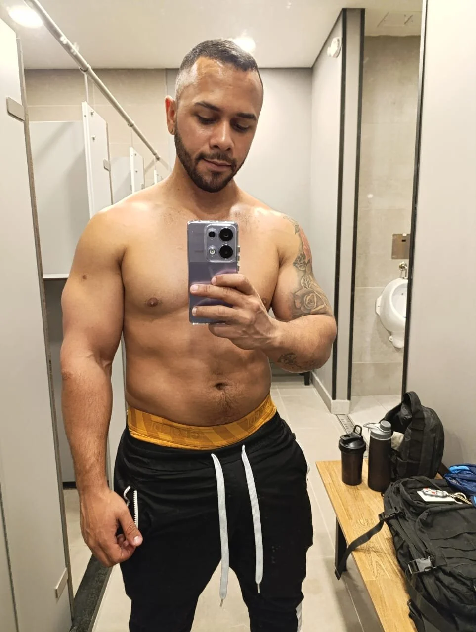 XXX Porn Photo of Nude malandro_ccs 1