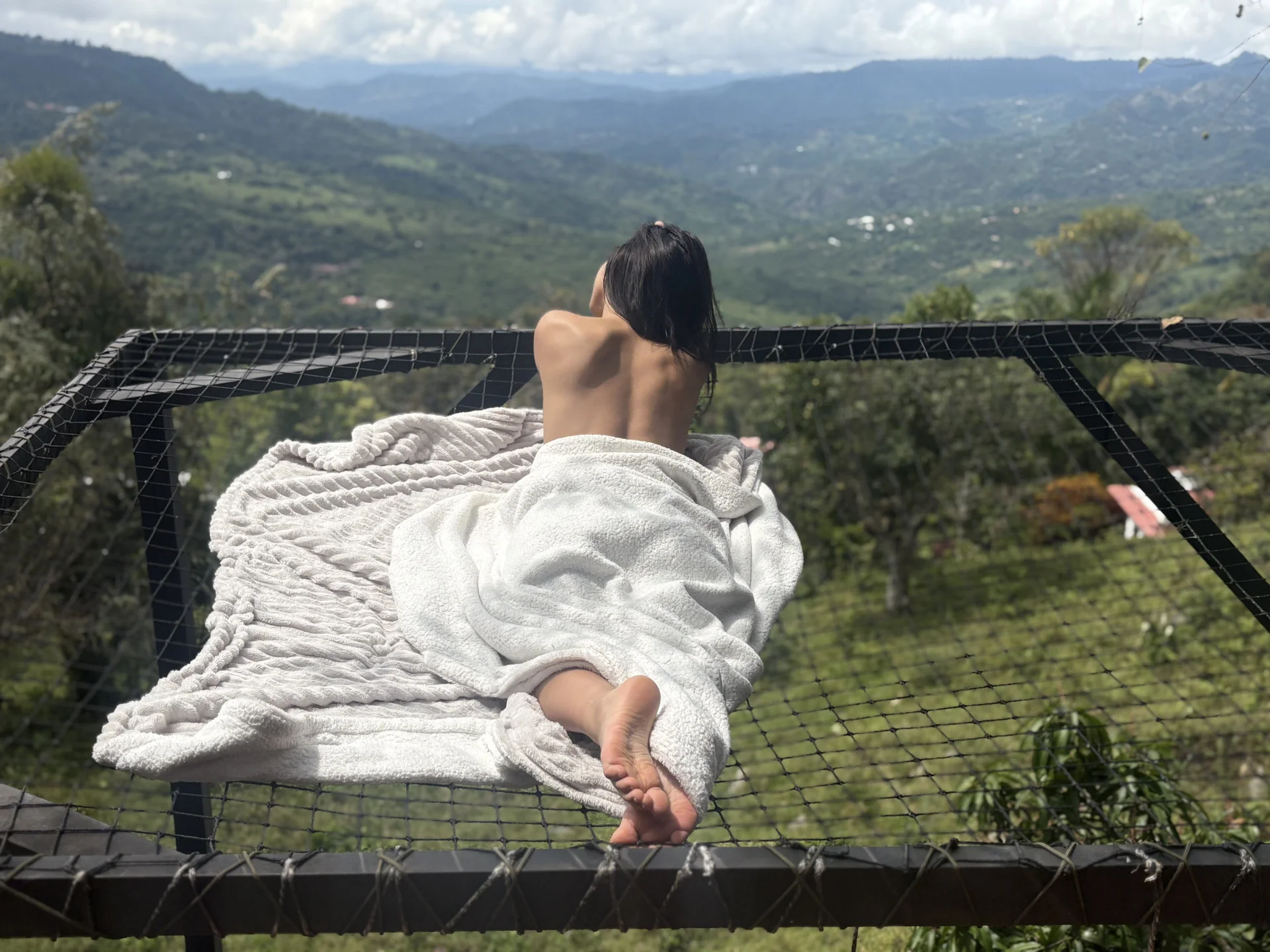 XXX Porn Photo of Nude charloottee_1 1
