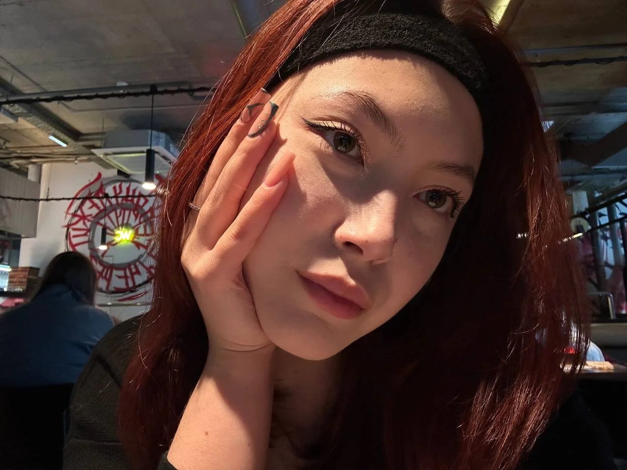 GoddamnSheSoHot