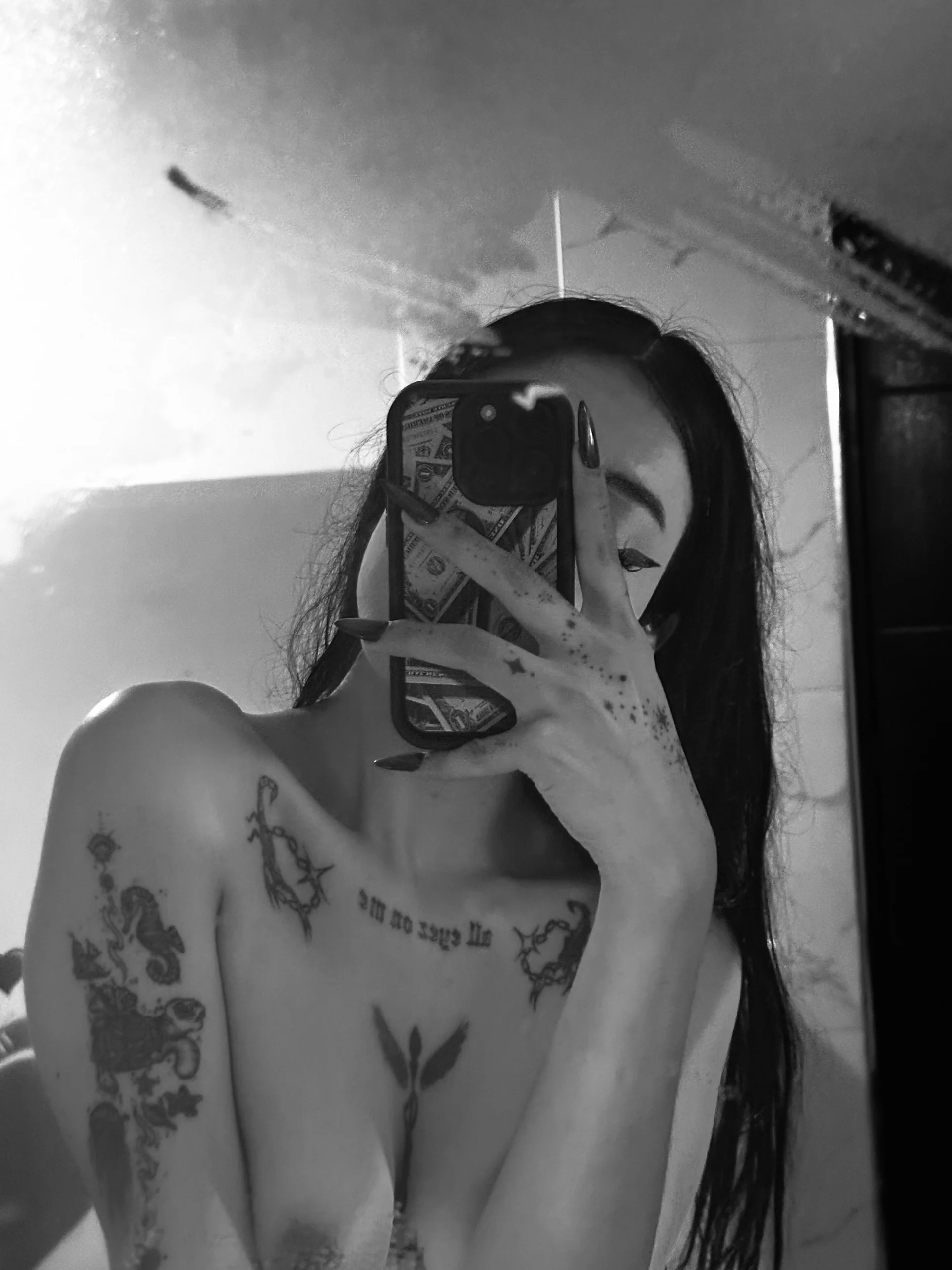 XXX Porn Photo of Nude Kendramillerr_1 36