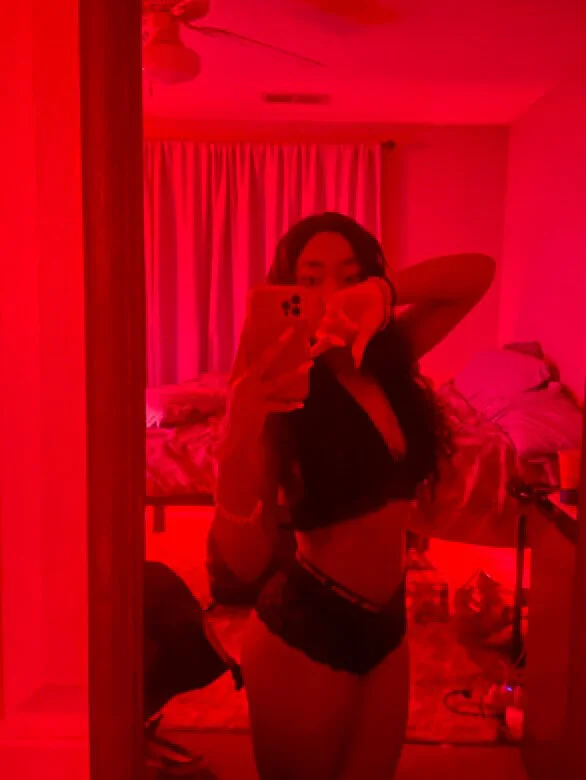 XXX Porn Photo of Nude lifeoftt_19xx 214