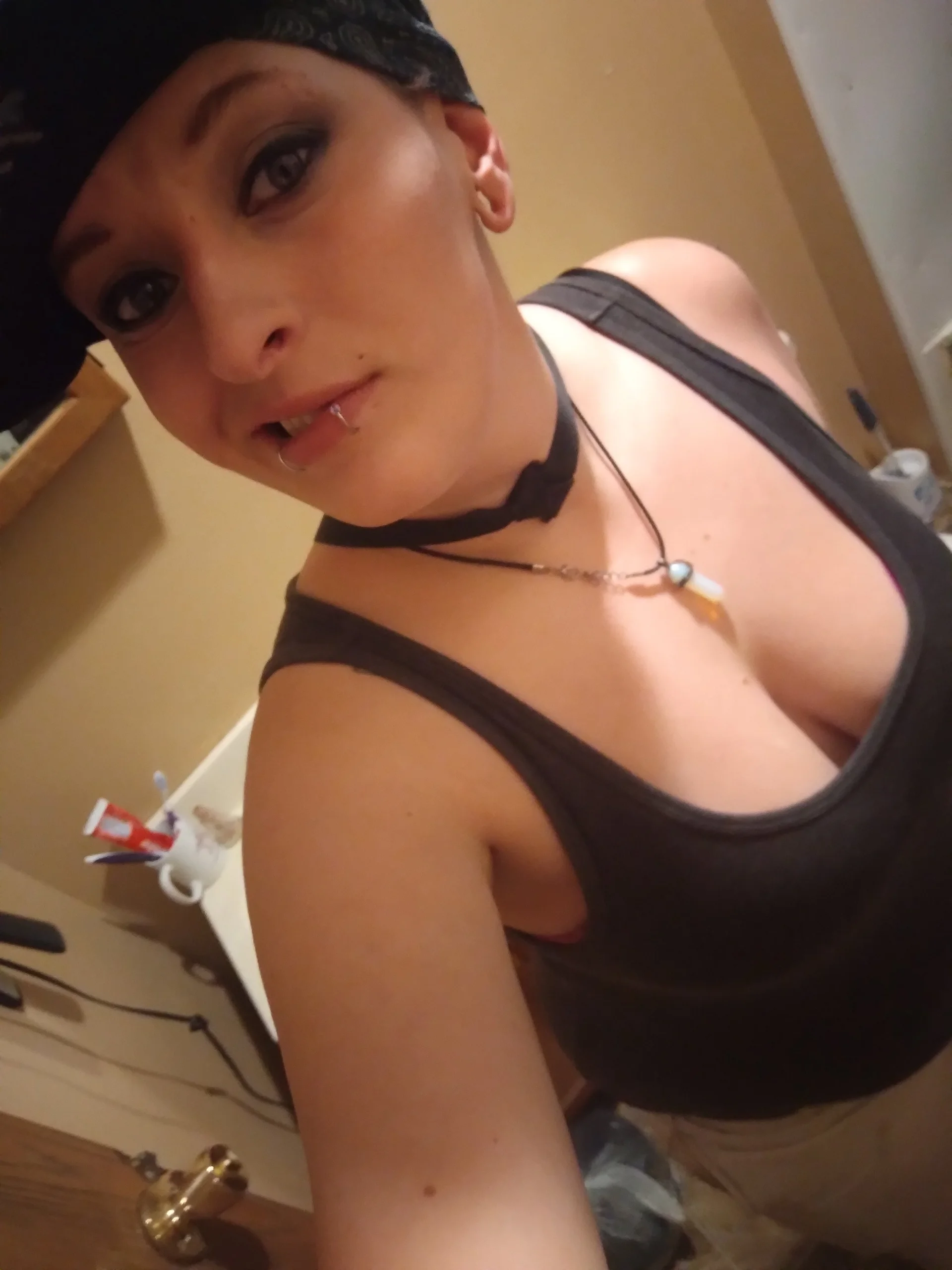XXX Porn Photo of Nude KITTYBOOBOOFUXX 63