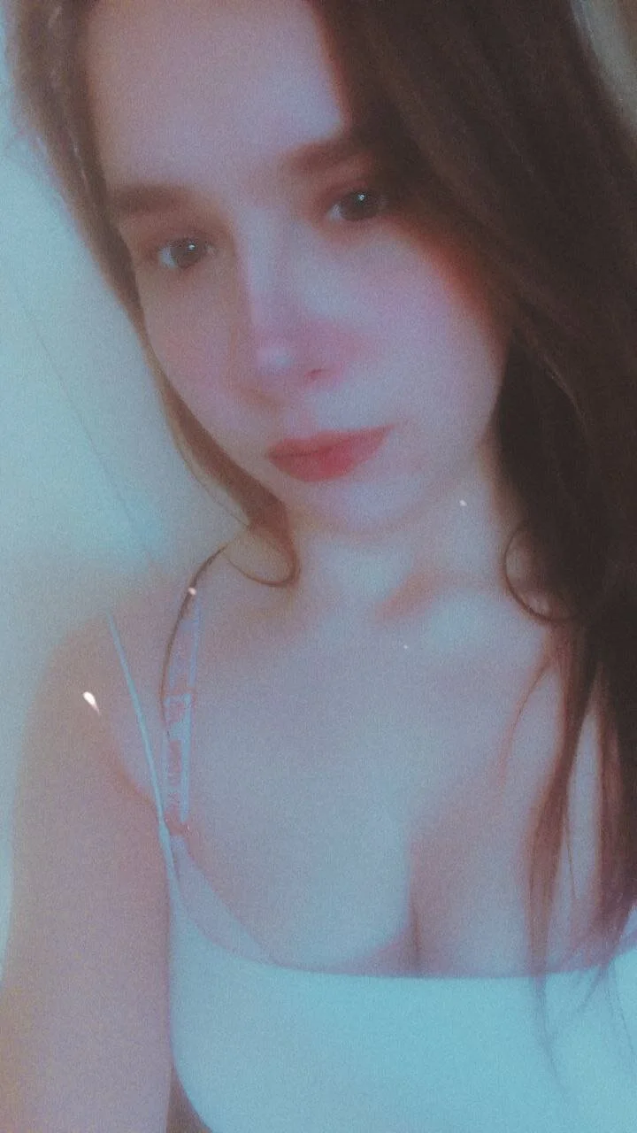 XXX Porn Photo of Nude LiviaShy 2