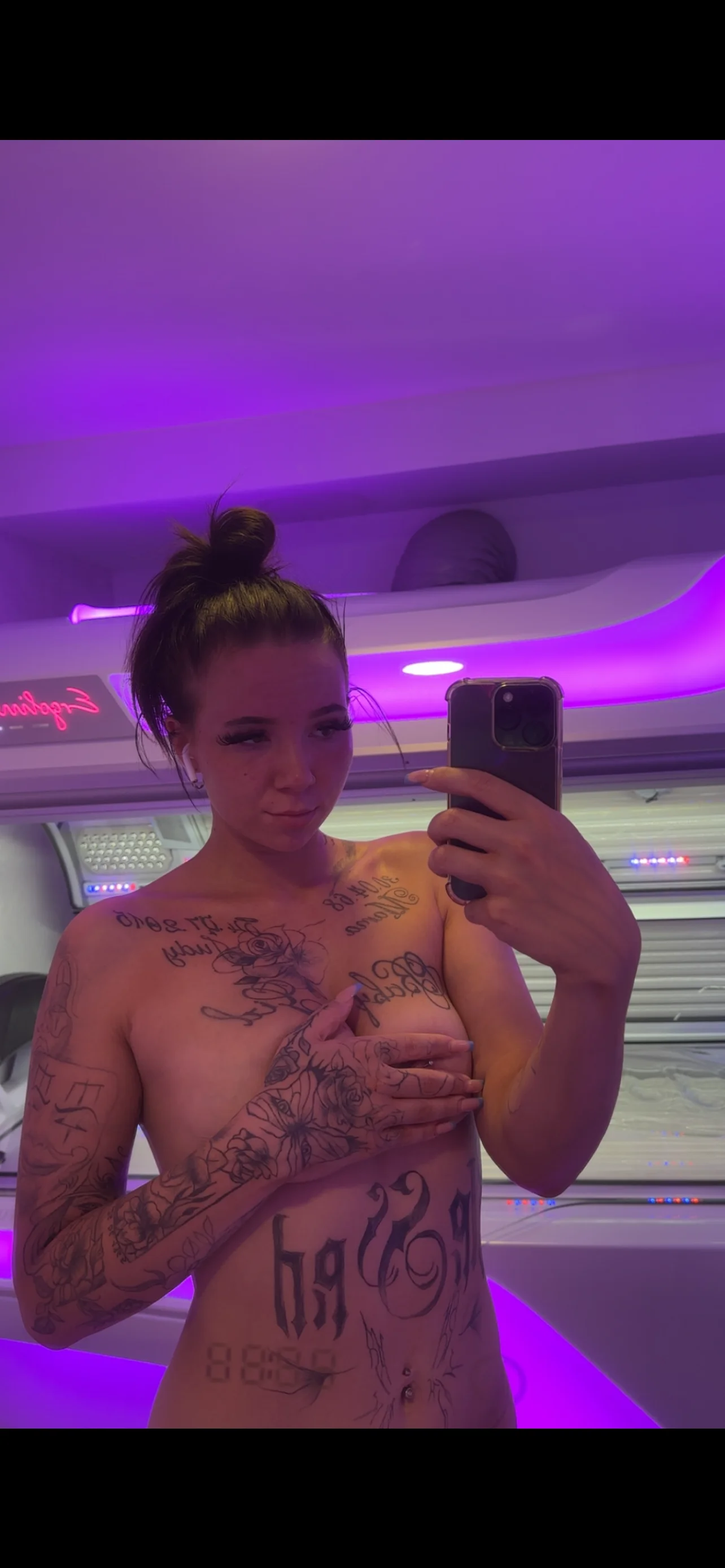 XXX Porn Photo of Nude zoeelovee 3