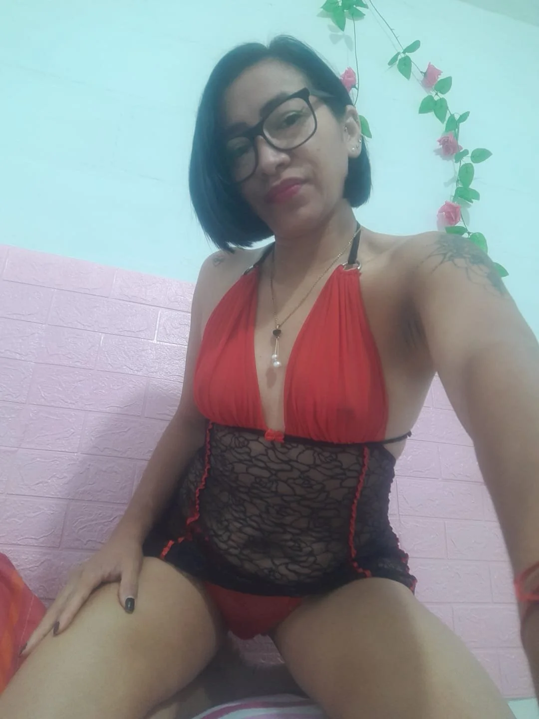 XXX Porn Photo of Nude hornywife_ 19