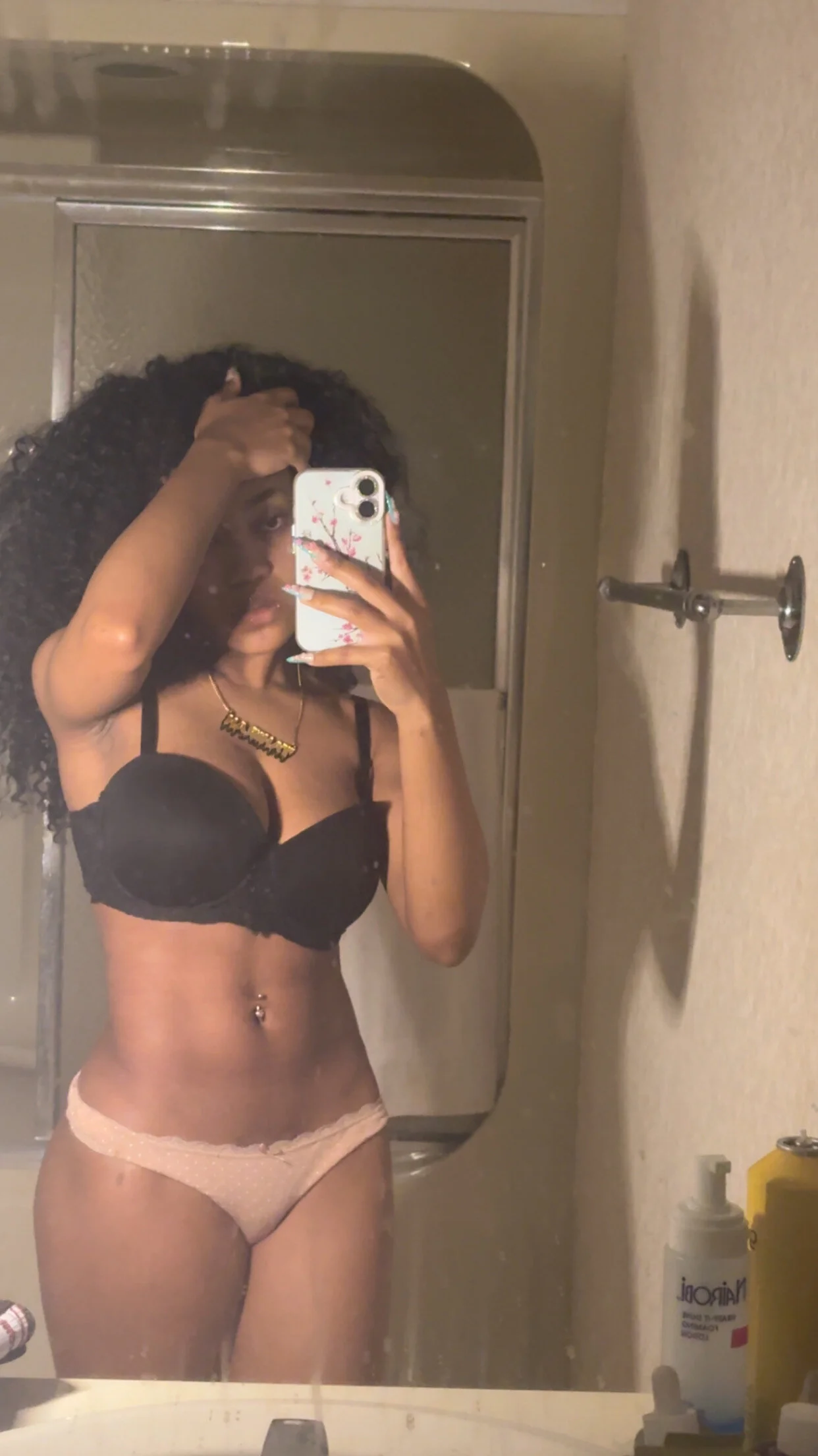 XXX Porn Photo of Nude lifeoftt_19xx 141