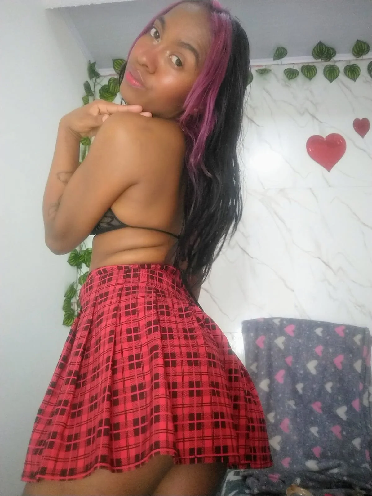 XXX Porn Photo of Nude avaleri_cherry 3