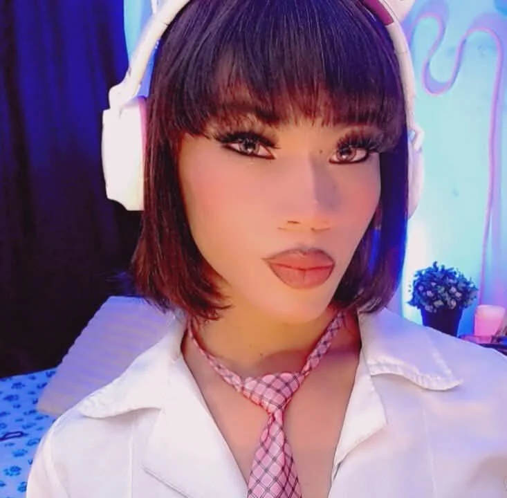 XXX Porn Photo of Nude khloe_hills 2